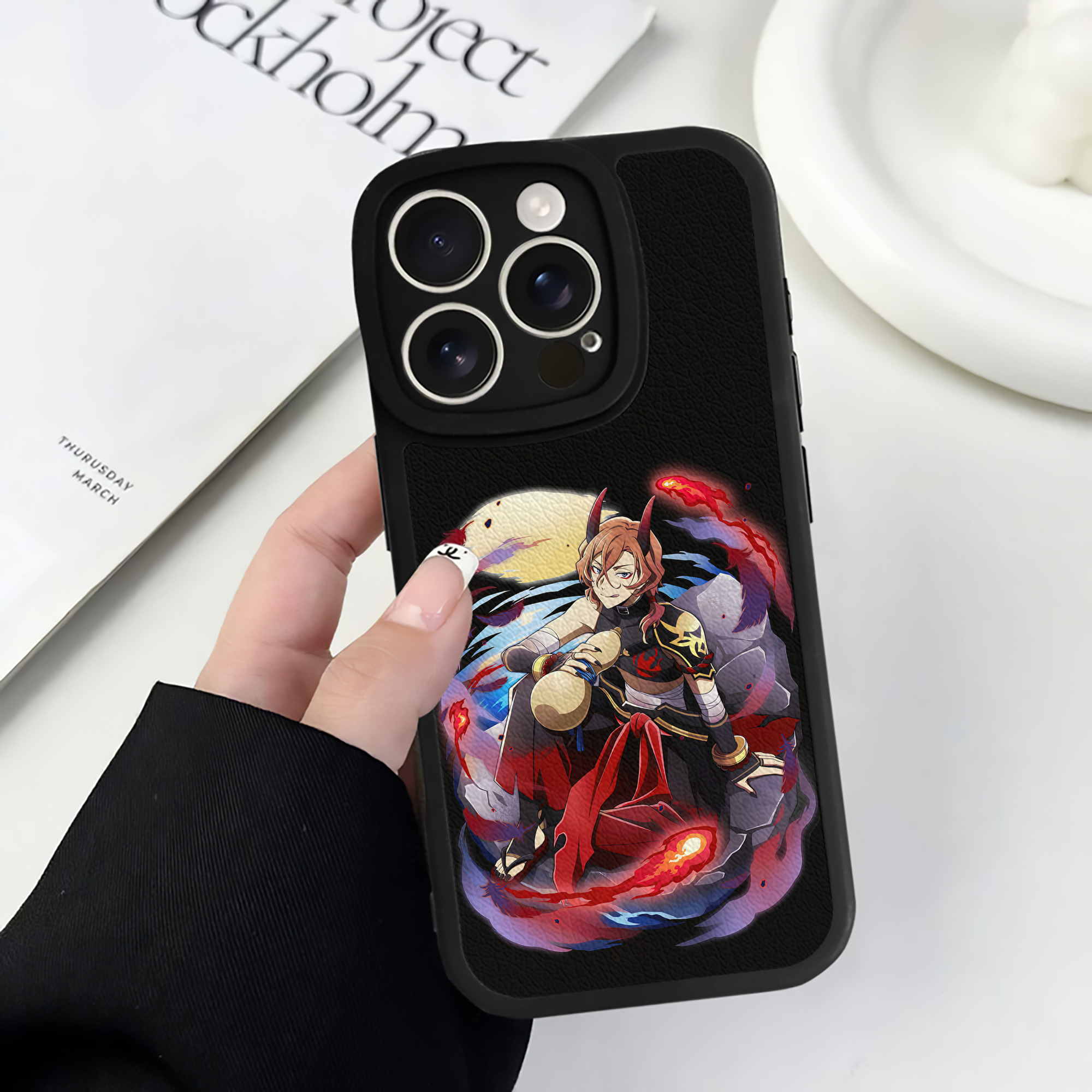 （画像用） 文豪ストレイドッグス Bungo Stray Dogs 【iPhone 16シリーズ対応】シリコンスマホケース（レザー調） 材質：シリコン